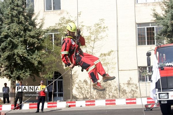 مانور و عملیات امداد و نجات با بالگرد در تبریز