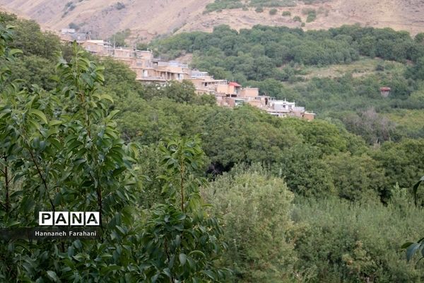 تور بازدید از روستای ملحمدره به مناسبت هفته گردشگری در همدان