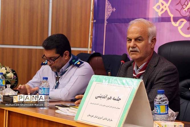 نشست روسای مناطق و نواحی سازمان دانشآموزی خوزستان