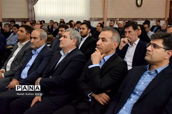 آیین اعزام کاروان تجهیزات ورزشى و بهداشتی آذربایجان شرقی