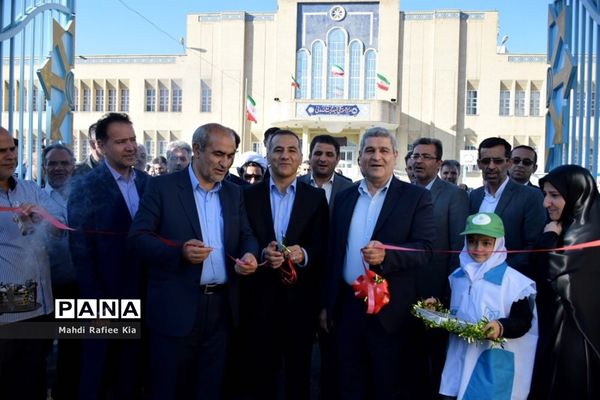 آیین اعزام کاروان تجهیزات ورزشى و بهداشتی آذربایجان شرقی