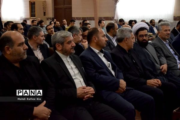 آیین اعزام کاروان تجهیزات ورزشى و بهداشتی آذربایجان شرقی