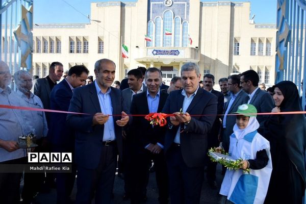 آیین اعزام کاروان تجهیزات ورزشى و بهداشتی آذربایجان شرقی