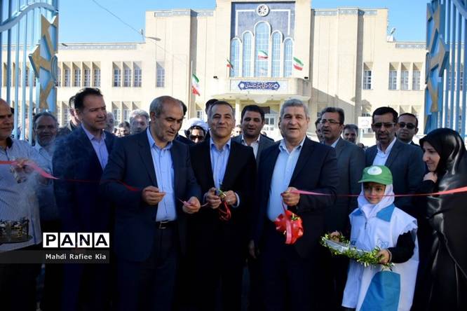 آیین اعزام کاروان تجهیزات ورزشى و بهداشتی آذربایجان شرقی