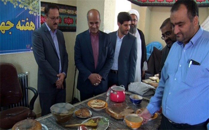 برگزاری جشنواره صنایع دستی و غذاهای سنتی مرکز  سالمندان حضرت زهرا(س)
