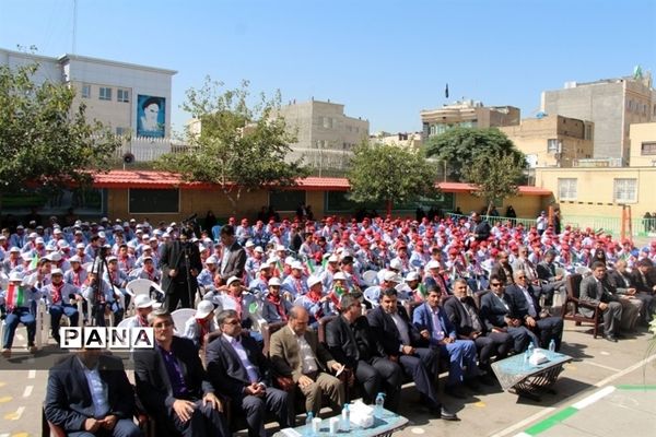 آیین مهر عاطفه ها در ناحیه 1 مشهد