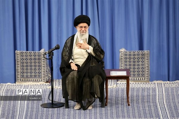 دیدار «مجمع عالی فرماندهان سپاه» با فرمانده کل قوا