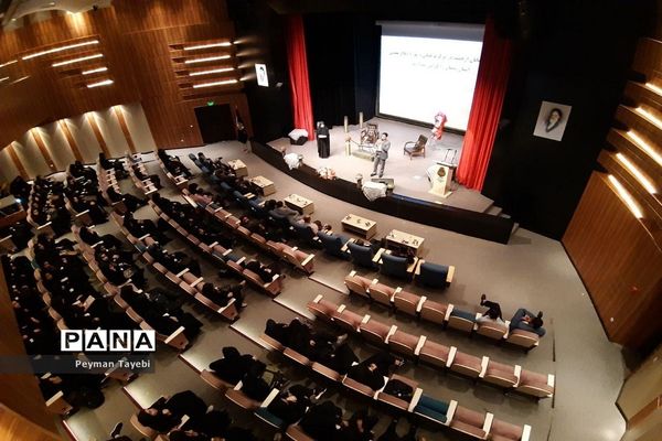 برنامه کارگروه کودک، نوجوان و جوان بزرگداشت هفته دفاع مقدس در پارک موزه جنگ سمنان