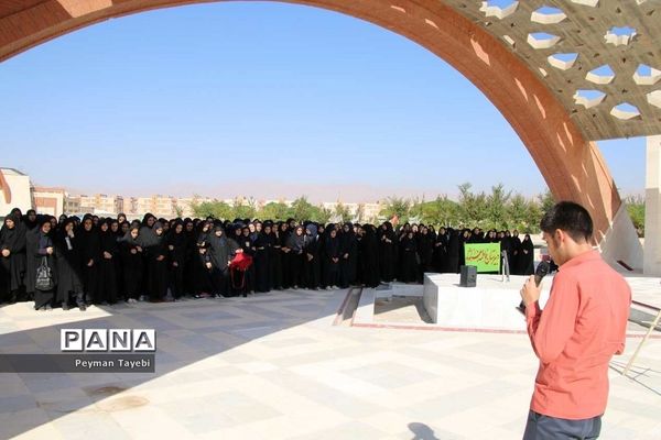 برنامه کارگروه کودک، نوجوان و جوان بزرگداشت هفته دفاع مقدس در پارک موزه جنگ سمنان