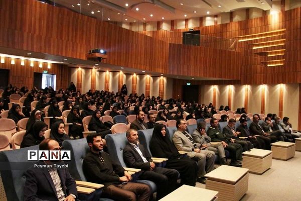 برنامه کارگروه کودک، نوجوان و جوان بزرگداشت هفته دفاع مقدس در پارک موزه جنگ سمنان