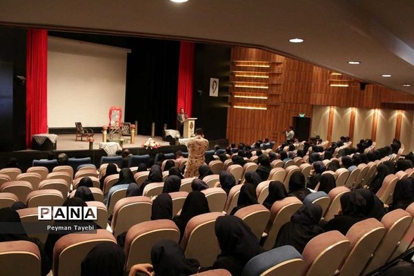 برنامه کارگروه کودک، نوجوان و جوان بزرگداشت هفته دفاع مقدس در پارک موزه جنگ سمنان