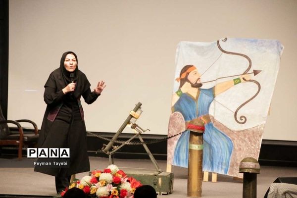 برنامه کارگروه کودک، نوجوان و جوان بزرگداشت هفته دفاع مقدس در پارک موزه جنگ سمنان