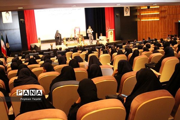 برنامه کارگروه کودک، نوجوان و جوان بزرگداشت هفته دفاع مقدس در پارک موزه جنگ سمنان