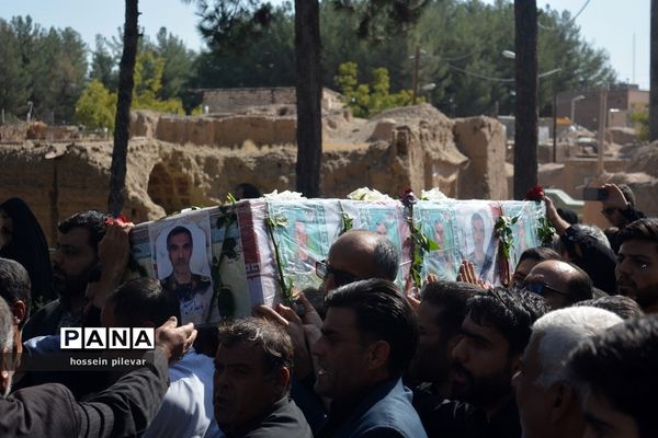 مراسم تشییع پیکر پاک و مطهر پاسدارجانباز شهید سردار ابراهیم غلامی دربیرجند