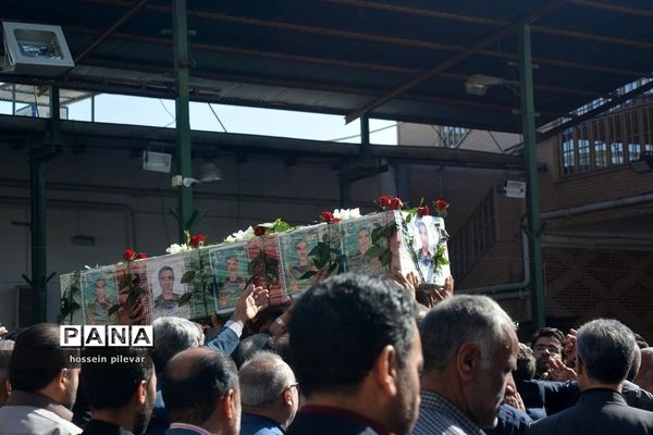 مراسم تشییع پیکر پاک و مطهر پاسدارجانباز شهید سردار ابراهیم غلامی دربیرجند