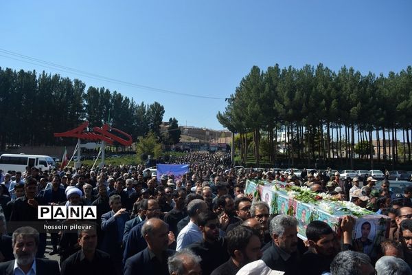 مراسم تشییع پیکر پاک و مطهر پاسدارجانباز شهید سردار ابراهیم غلامی دربیرجند