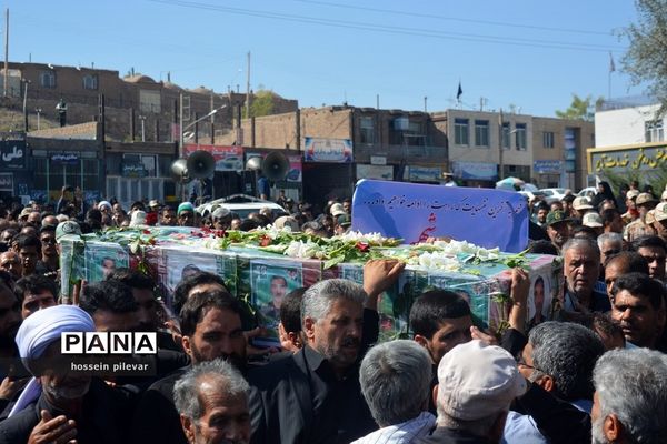 مراسم تشییع پیکر پاک و مطهر پاسدارجانباز شهید سردار ابراهیم غلامی دربیرجند