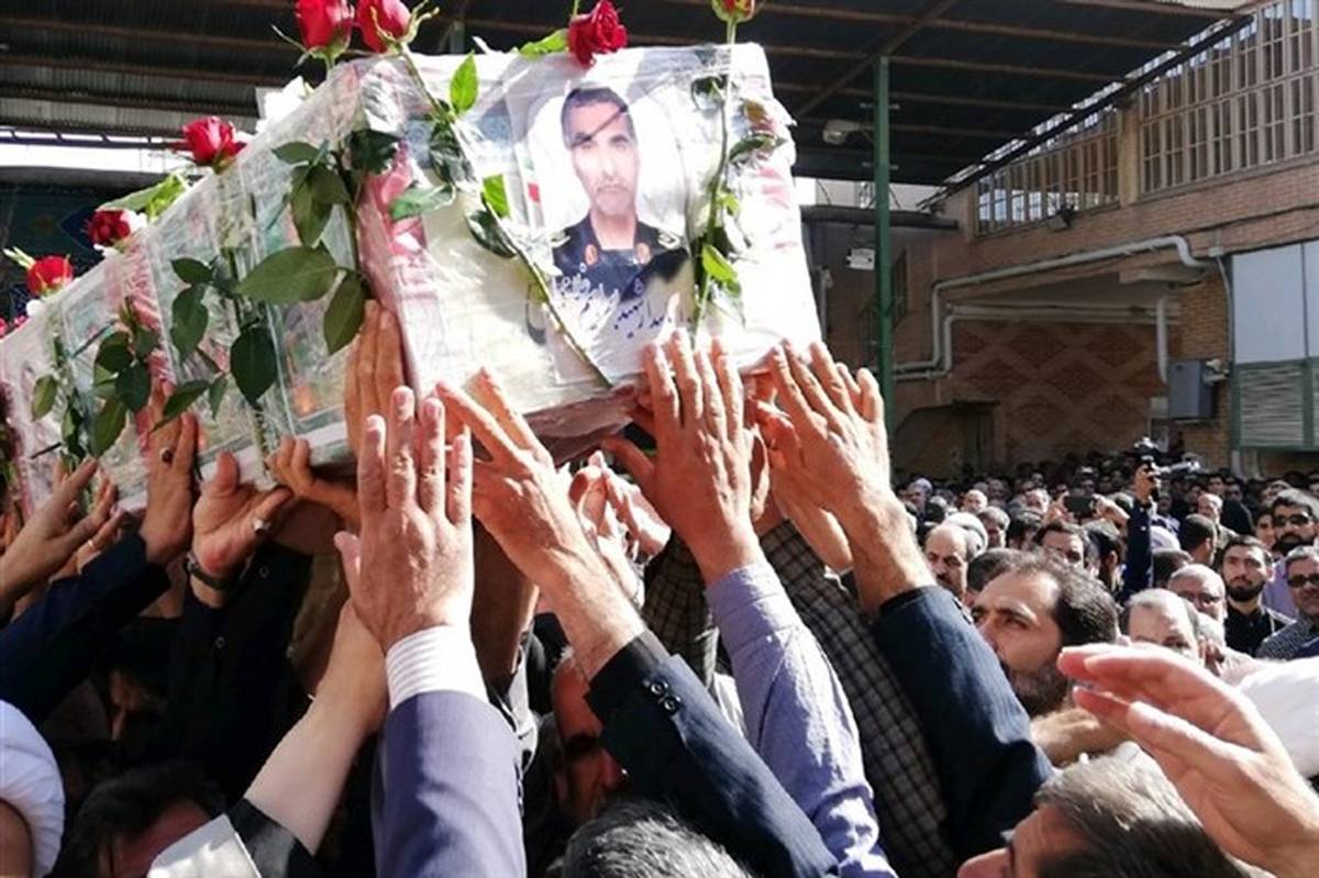 شهید مدافع وطن در آغوش خاک آرام گرفت