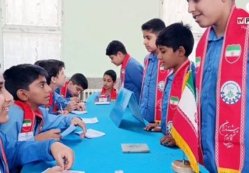 رأی‌های شورای دانش‌آموزی دبستان شاهد با رنگ و بوی تعهد آمیخته شد