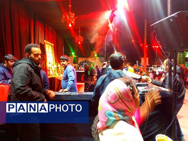 موکب هایی به عشق فاطمه (س) در کاشمر