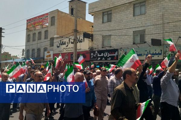 حضور باشکوه مردم شهرستان فردیس در راهپیمایی جمعه نصر و خشم