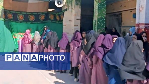 برپایی موکب ایام عزاداری فاطمیه در دبیرستان صدرا یزد