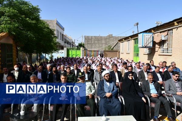  "سپاس معلم"  در مدرسه حاج حسن اسدی شهر فیض آباد مه‌ولات