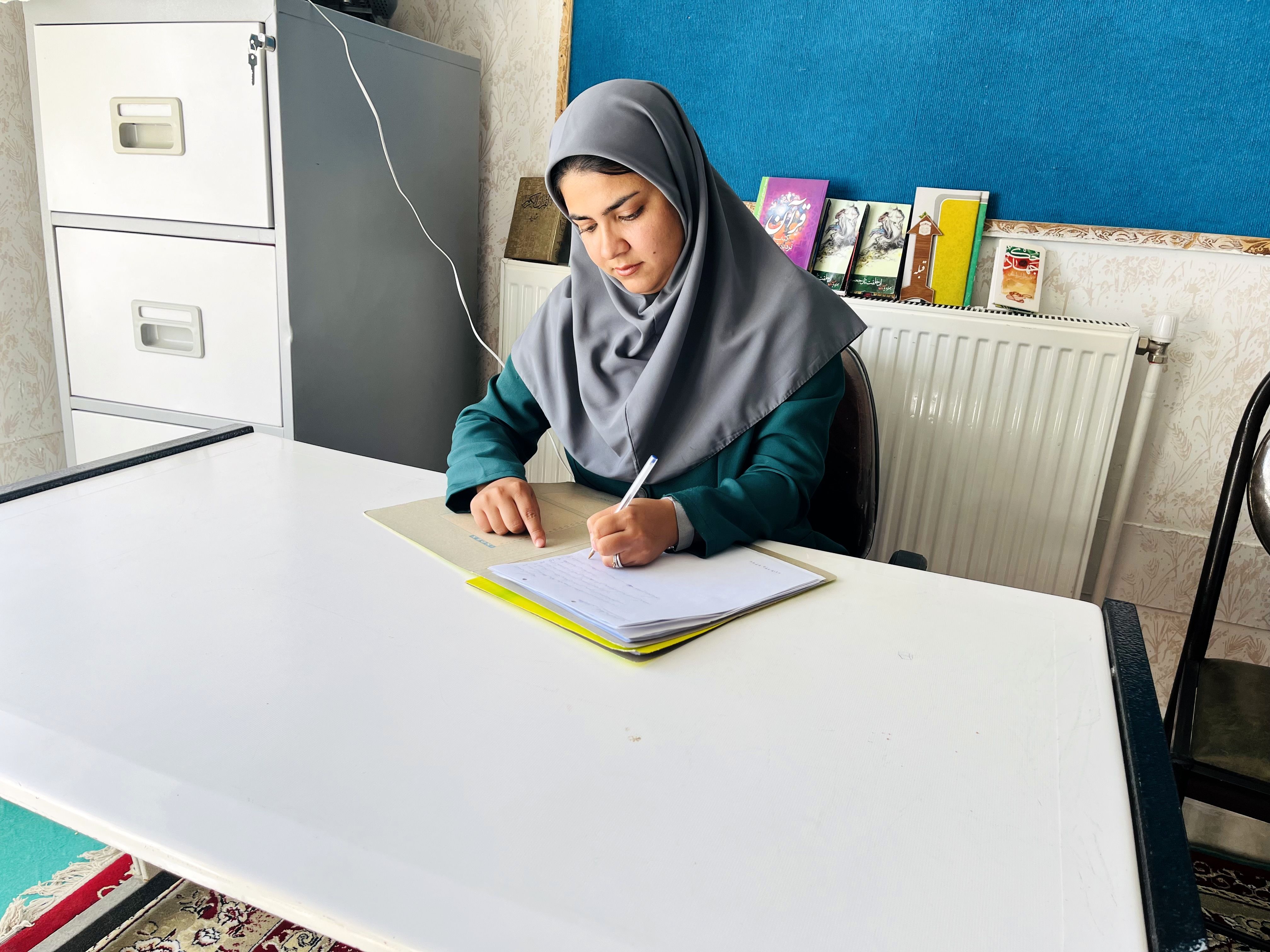 داشتن برنامه مطالعاتی و پیش رفتن با آزمون‌های جامع راز موفقیت من است 