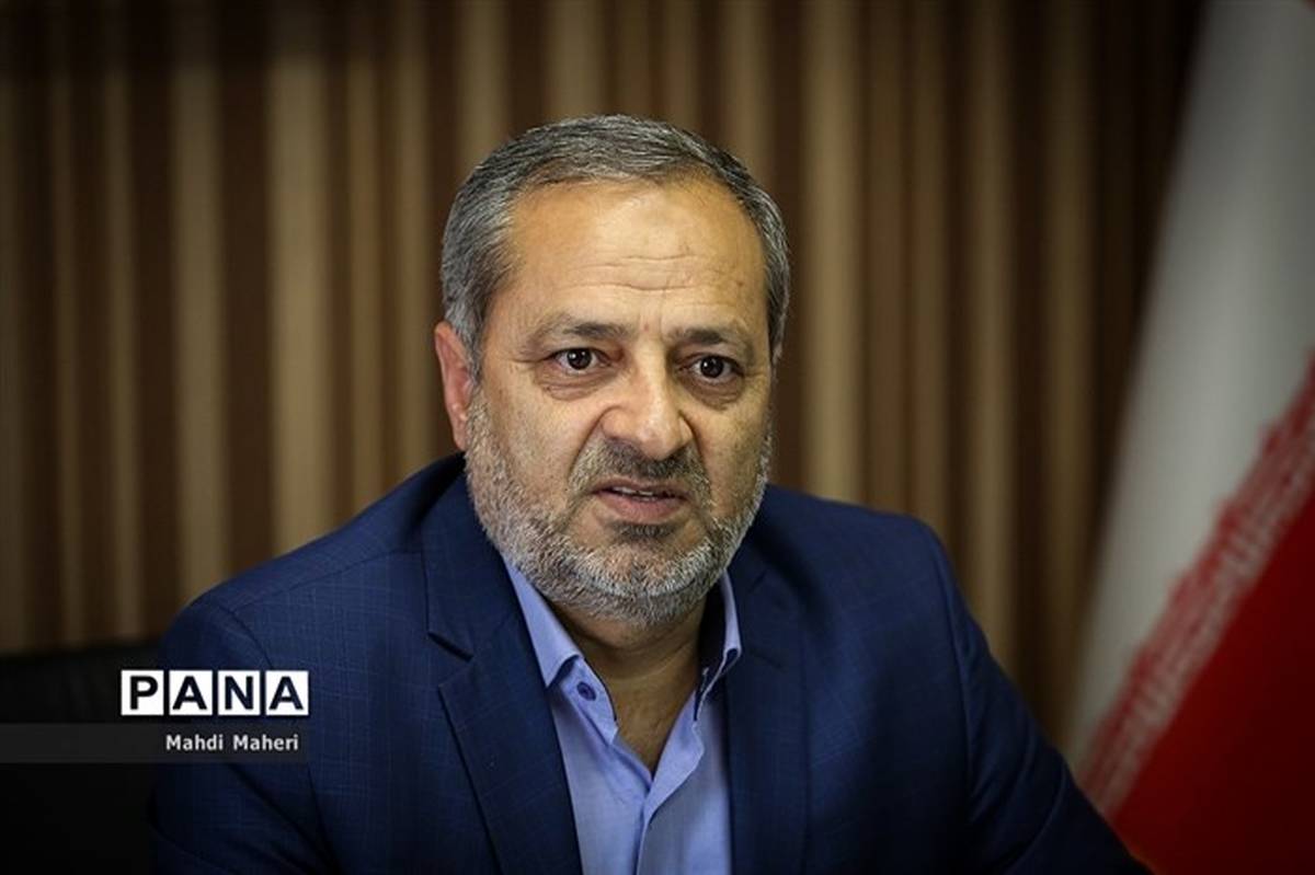 معاون پرورشی و فرهنگی آموزش و پرورش: نماز جماعت در 70 هزار مدرسه کشور اقامه میشود