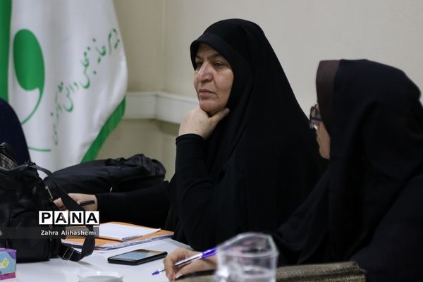 جلسه توجیهی ناظران سرویس مدارس سازمان دانش‌آموزی شهر تهران