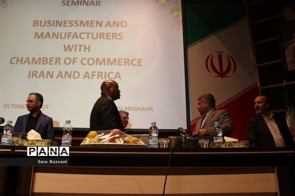 نشست هم‌اندیشی تجار و بازرگانان اسلامشهر با اتاق بازرگانی ایران و آفریقا