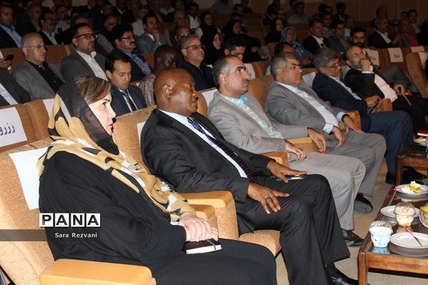 نشست هم‌اندیشی تجار و بازرگانان اسلامشهر با اتاق بازرگانی ایران و آفریقا