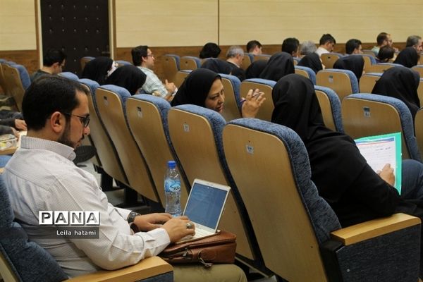 نشست خبری مدیرکل دامپزشکی استان آذربایجان شرقی