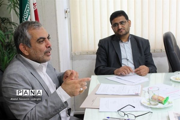 جلسه کمیته استانی بیست و یکمین مانور سراسری زلزله و ایمنی  استان بوشهر