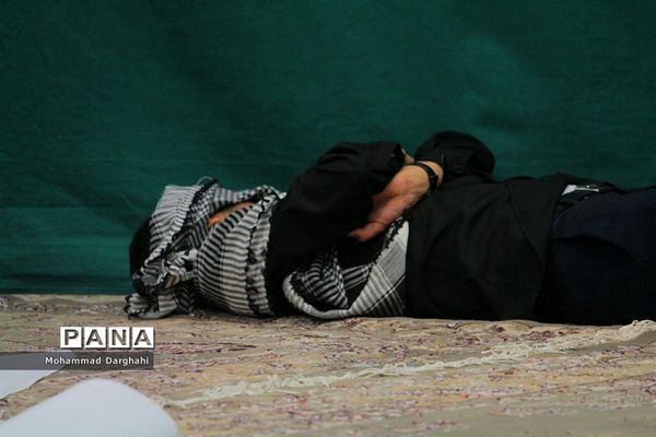 اعزام کاروان پیاده‌روی اربعین دانشجویی استان قم