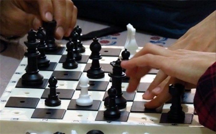 رقابت شطرنج بازان نابینا و کم بینا دریزد