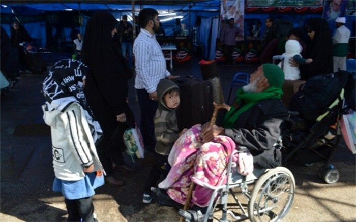 30 هزار زائر افغانستانی از مرز دوغارون به ایران وارد شدند