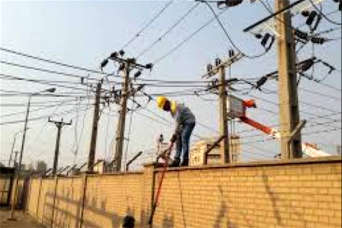 ۲۵۰ کیلومتر از کابل‌های برق استان  جایگزین سیم‌های فعلی شبکه توزیع برق البرز خواهد شد