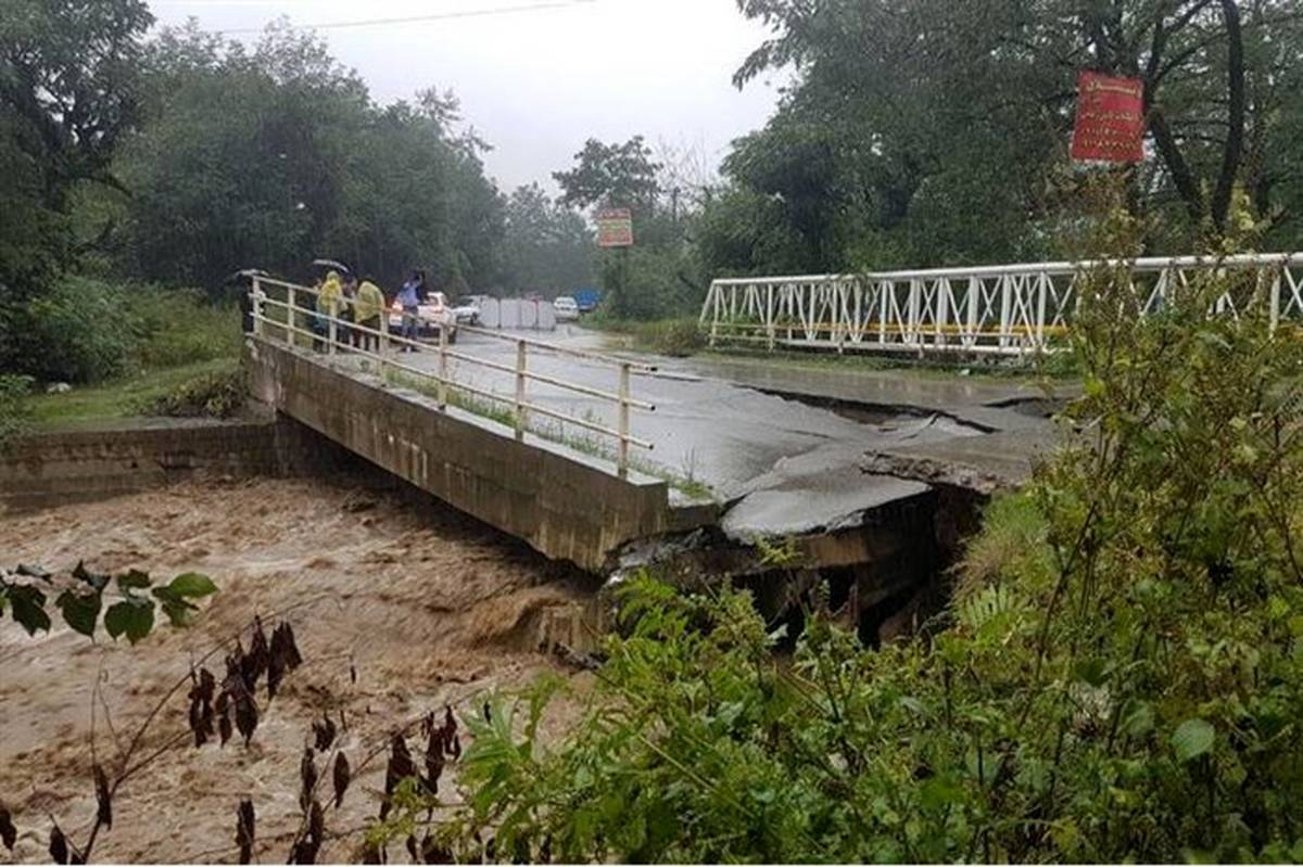 چند پل در گیلان بر اثر بارش شدید باران تخریب شد