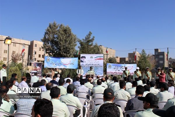 مراسم گلباران و عطر افشانی مزارشهدای اسلامشهر به مناسبت هفته نیروی انتظامی