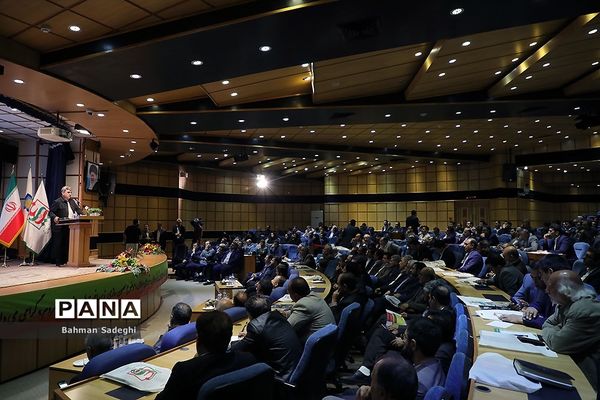 دومین همایش ملی شهرداران در حوزه پدافند غیرعامل
