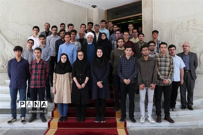 مراسم تجلیل از دانشآموزان مدالآور المپیادهای علمی جهانی سال 2019