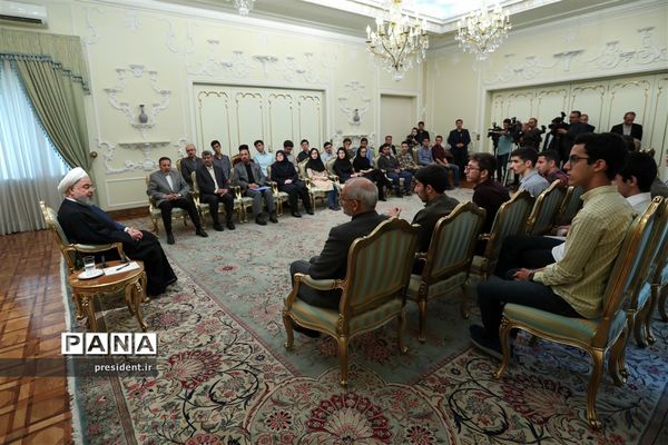 مراسم تجلیل از دانش‌آموزان مدال‌آور المپیادهای علمی جهانی سال 2019