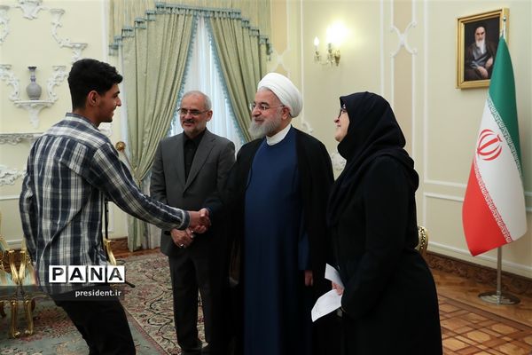 مراسم تجلیل از دانش‌آموزان مدال‌آور المپیادهای علمی جهانی سال 2019