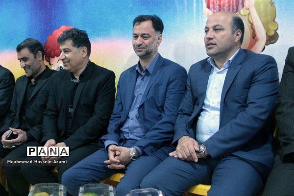 افتتاح دو خانه بازی و نشاط در مدرسه با حضور مدیرکل تربیت بدنی و فعالیت‌های ورزشی وزارت آموزش و پرورش