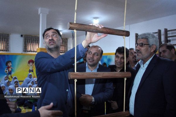افتتاح دو خانه بازی و نشاط در مدرسه با حضور مدیرکل تربیت بدنی و فعالیت‌های ورزشی وزارت آموزش و پرورش