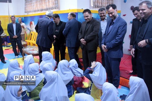 افتتاح دو خانه بازی و نشاط در مدرسه با حضور مدیرکل تربیت بدنی و فعالیت‌های ورزشی وزارت آموزش و پرورش