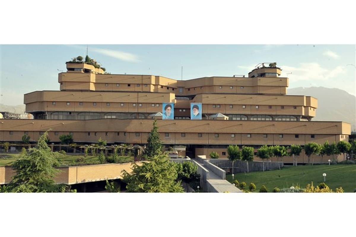 عزم کتابخانه ملی ایران در استفاده از ظرفیت‌های کارآفرینان