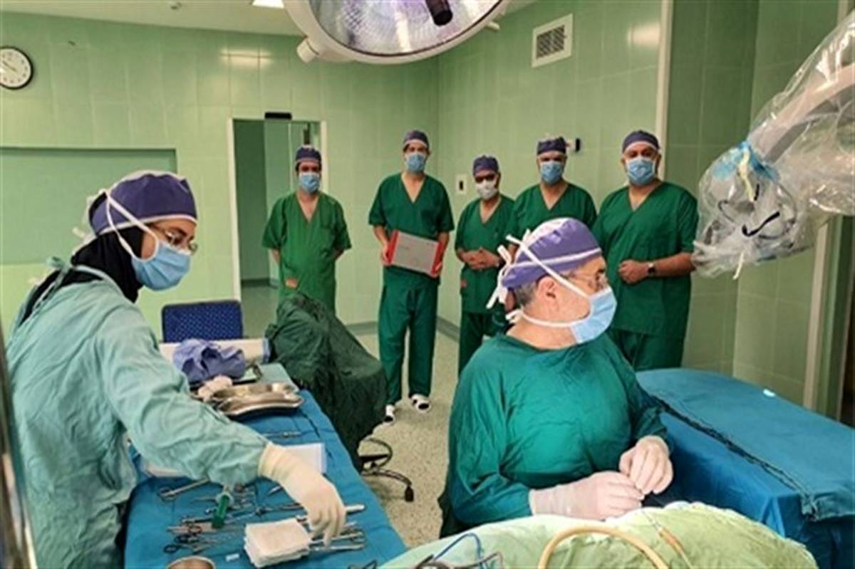 موفقیت پزشکان شیرازی در انجام جراحی «بون بریج» و بازگشت شنوایی به بیماران