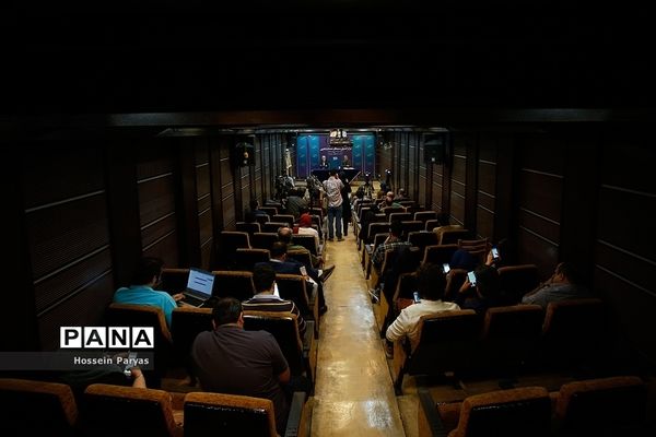 نشست خبری مدیر عامل مرکز گسترش سینمای مستند و تجربی